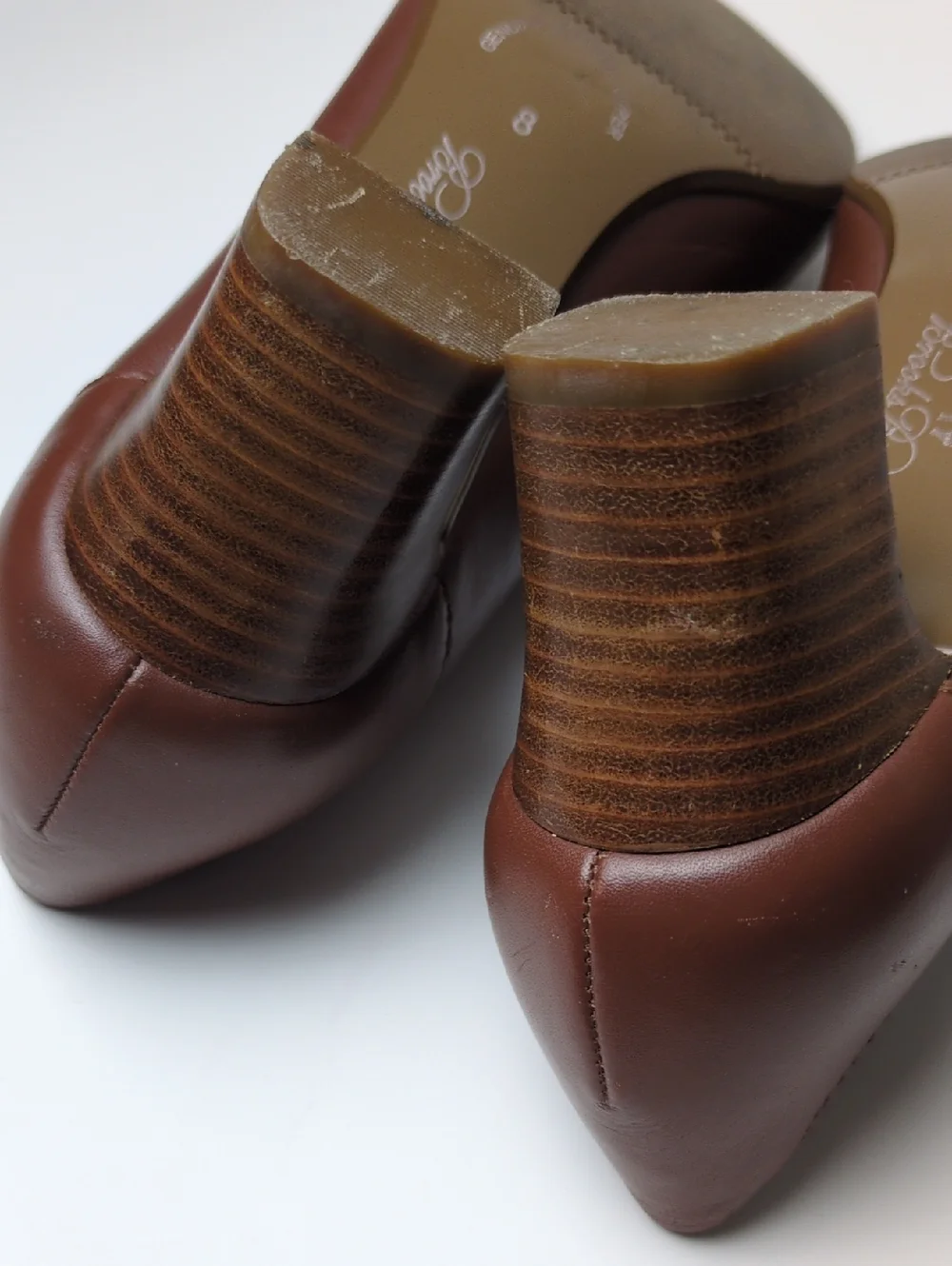 Brooks Brothers Brown Leather Block 2
